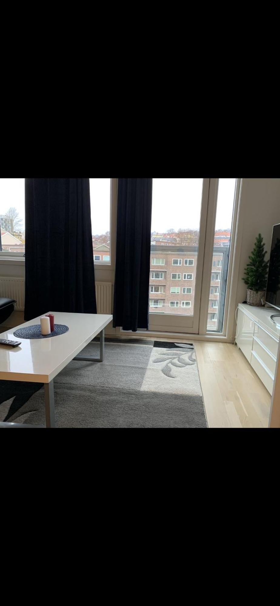 Residents 33m Apartment